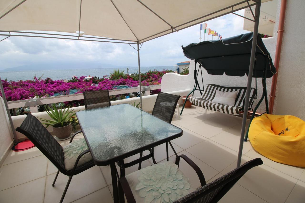 The Bay Apartments Saranda Extérieur photo