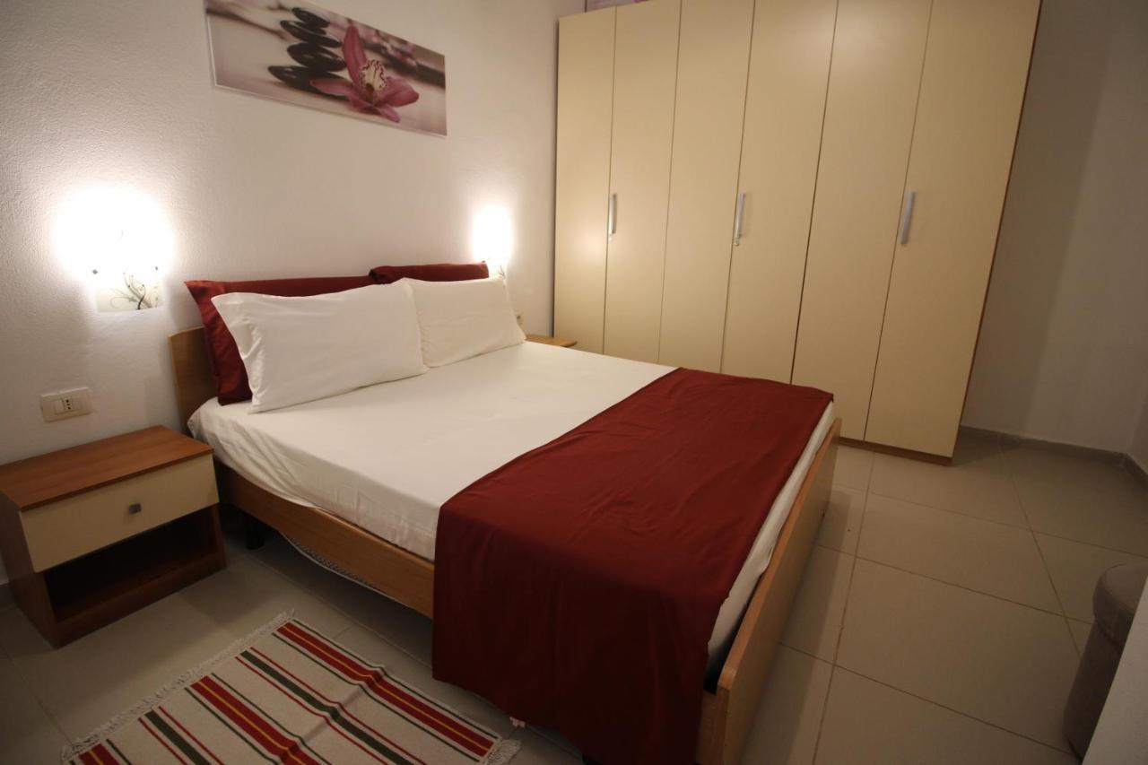 The Bay Apartments Saranda Extérieur photo