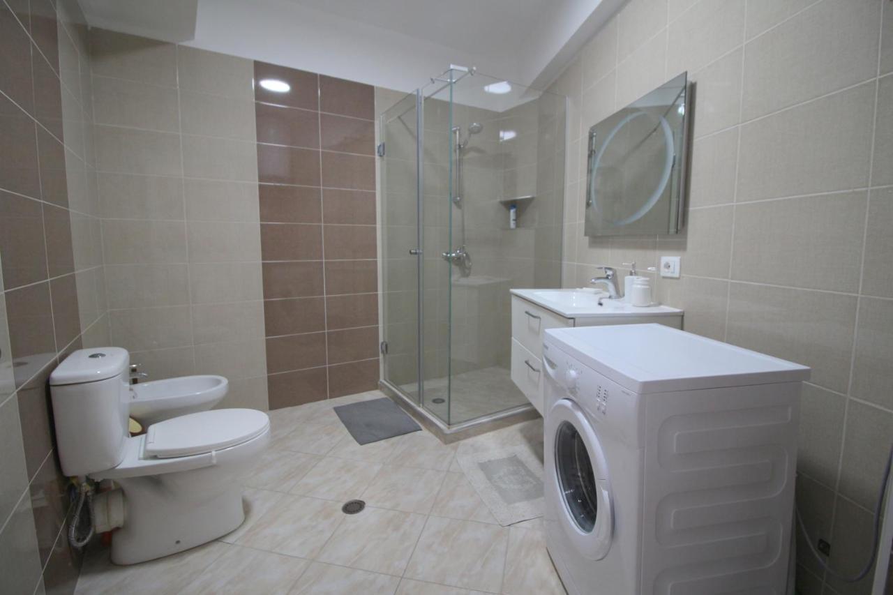 The Bay Apartments Saranda Extérieur photo